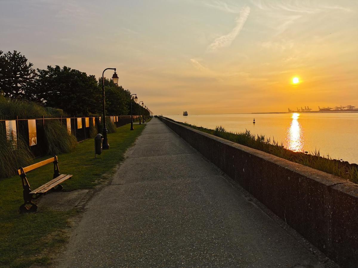 Phare Des Impressionnistes Apartman Honfleur Kültér fotó